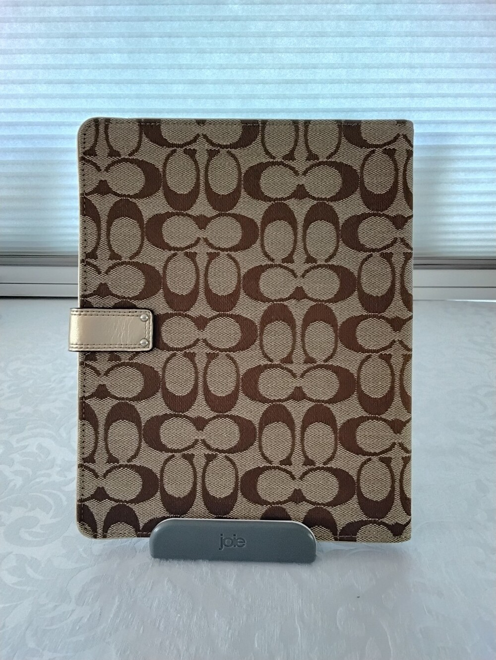 Coach Park Signature Turnlock I Pad Case - Picture 2 of 5